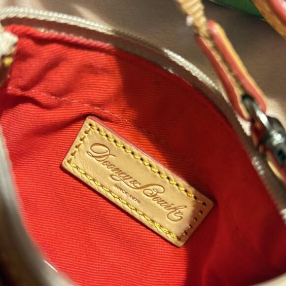 Dooney & Bourke Pink Geraniums Bag With Pouch EUC - Picture 4 of 4